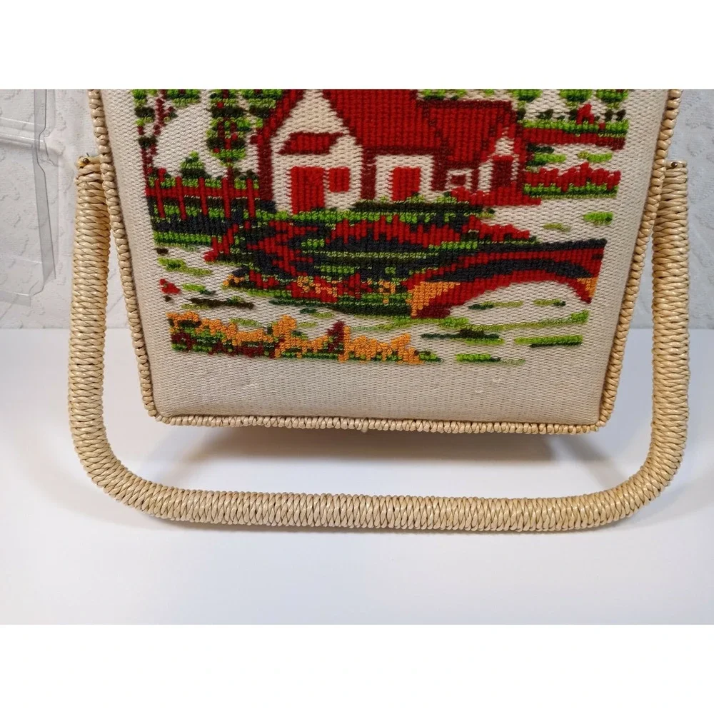 JCPenney Embroidered Farmhouse Wicker Sewing Notions Craft Basket w/Lid 10